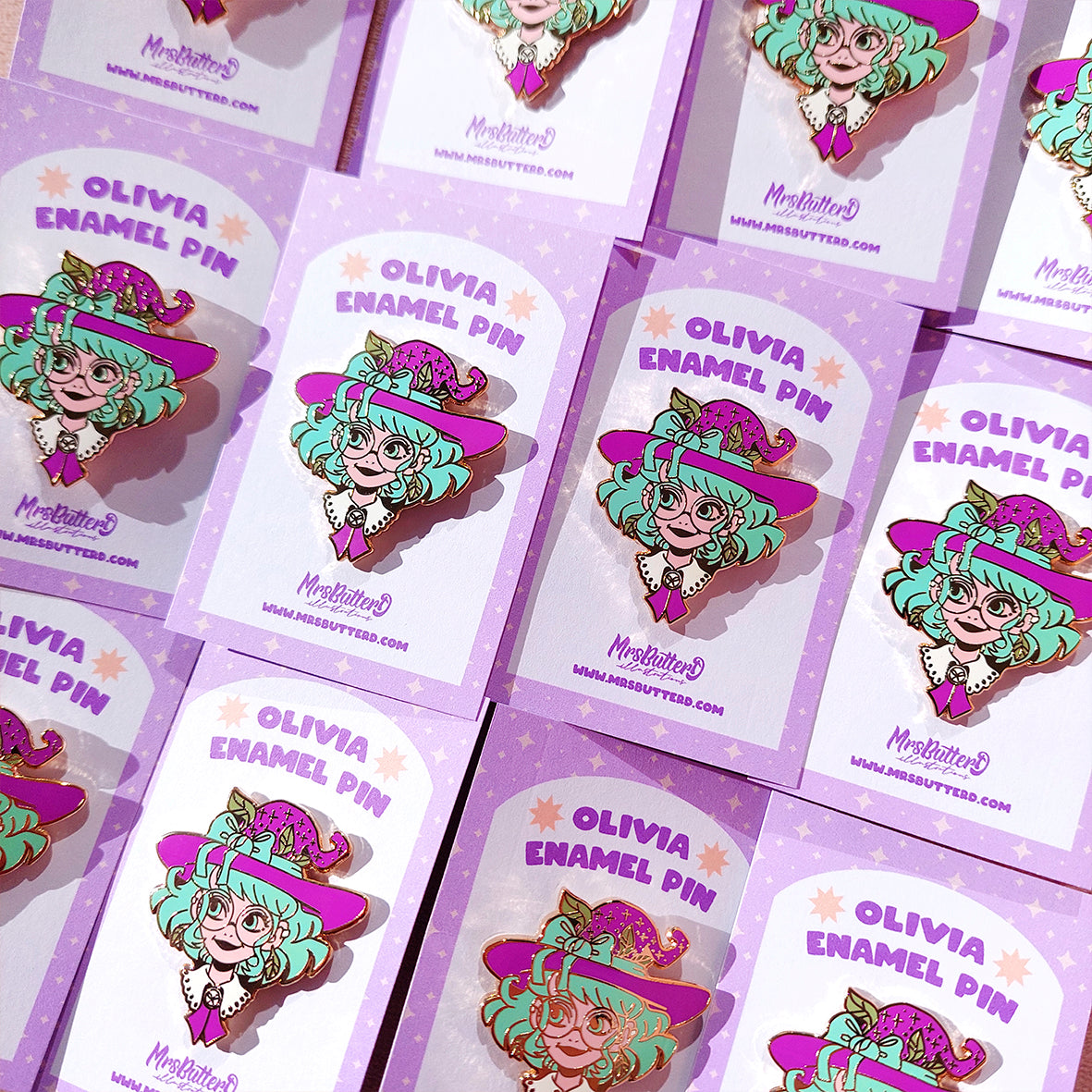 Olivia \\ Enamel Pin