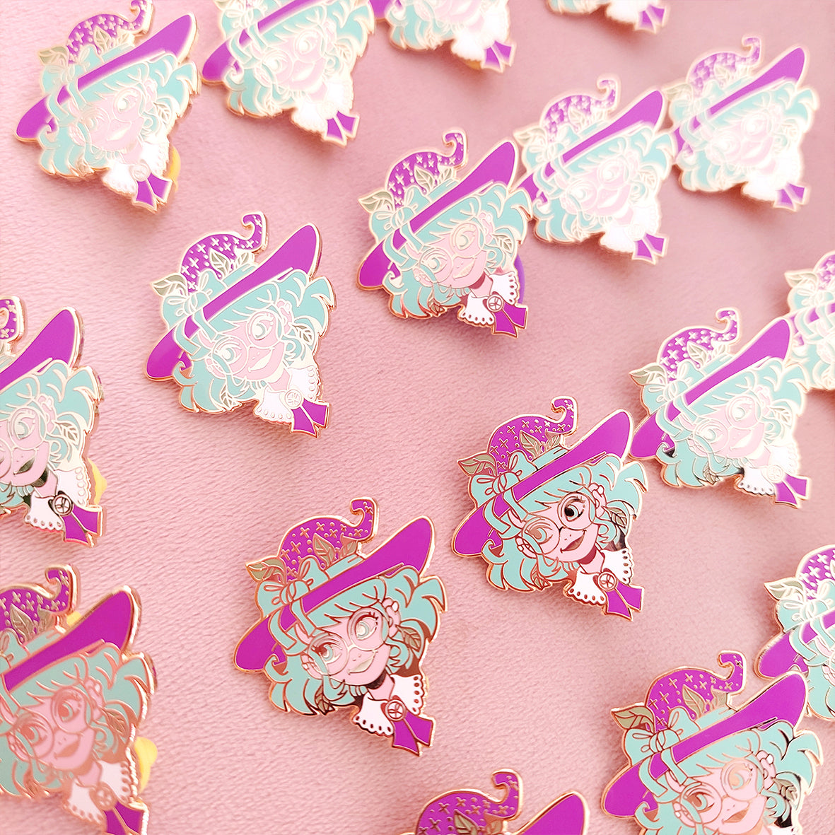 Olivia \\ Enamel Pin